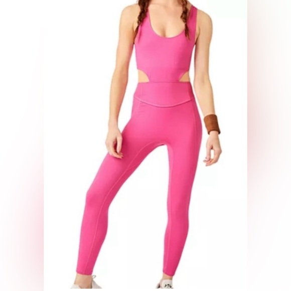 🆕 Free People Movement Back It Up onesie in pink size small - Picture 2 of 15